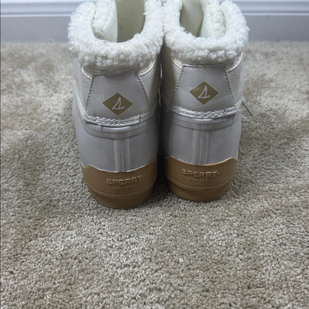 Sperry Kids‎ Cream and Tan Boots